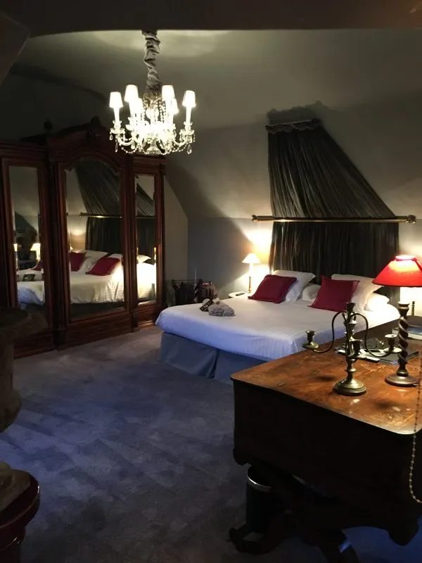 Bedroom at Chateau de Labro