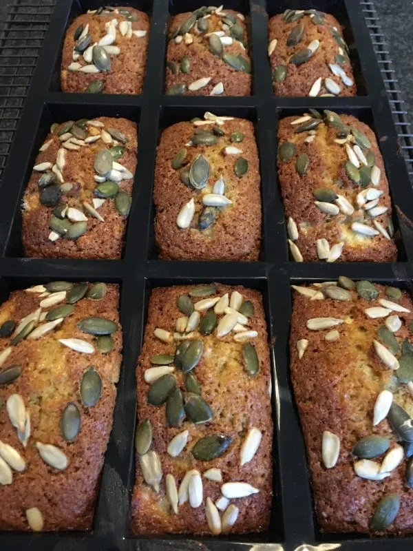 Mini Banana Cakes