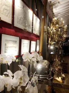 Les Grands Buffets - barroque decor