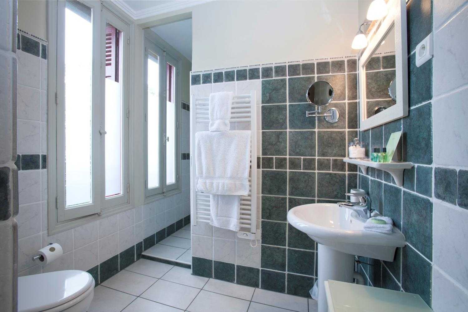 En-suite shower room for the Classic room