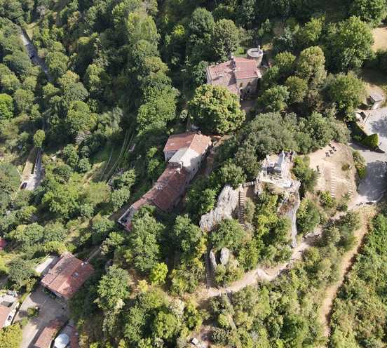 Hautpoul seen from a drone