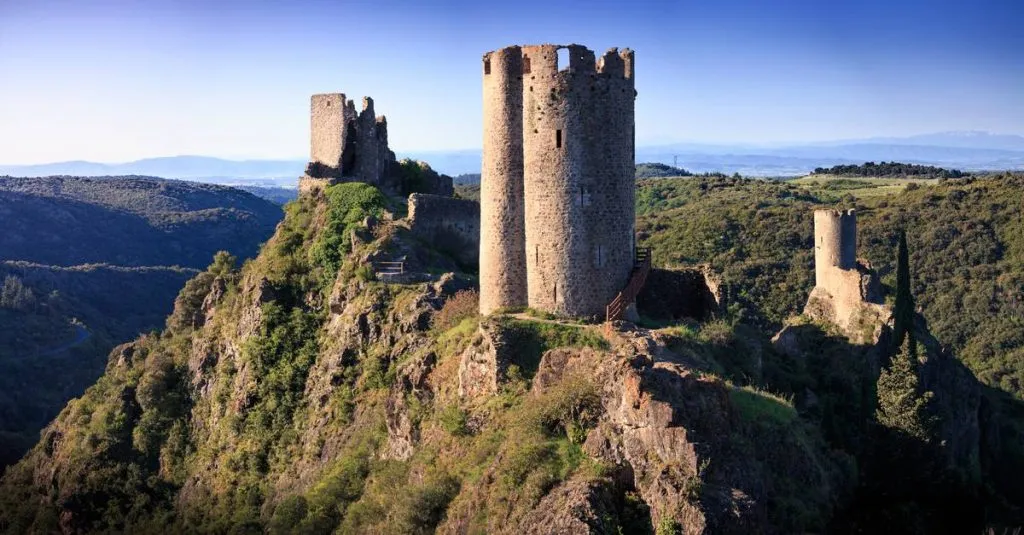 Chateaux Lasttours